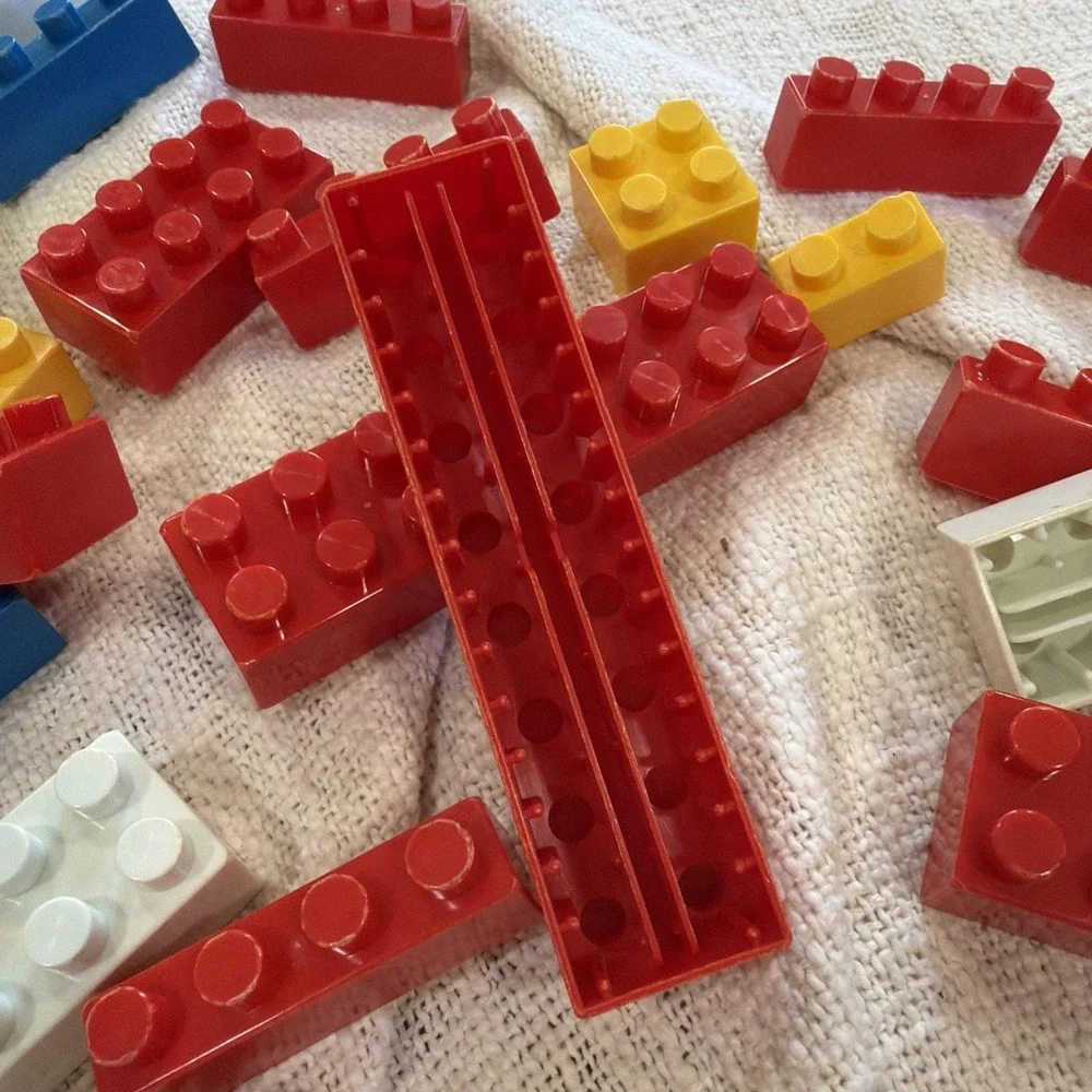 Vintage 1993 Lego Duplo Set Of 41 Legos, Yellow Bucket W/top And Original Ad